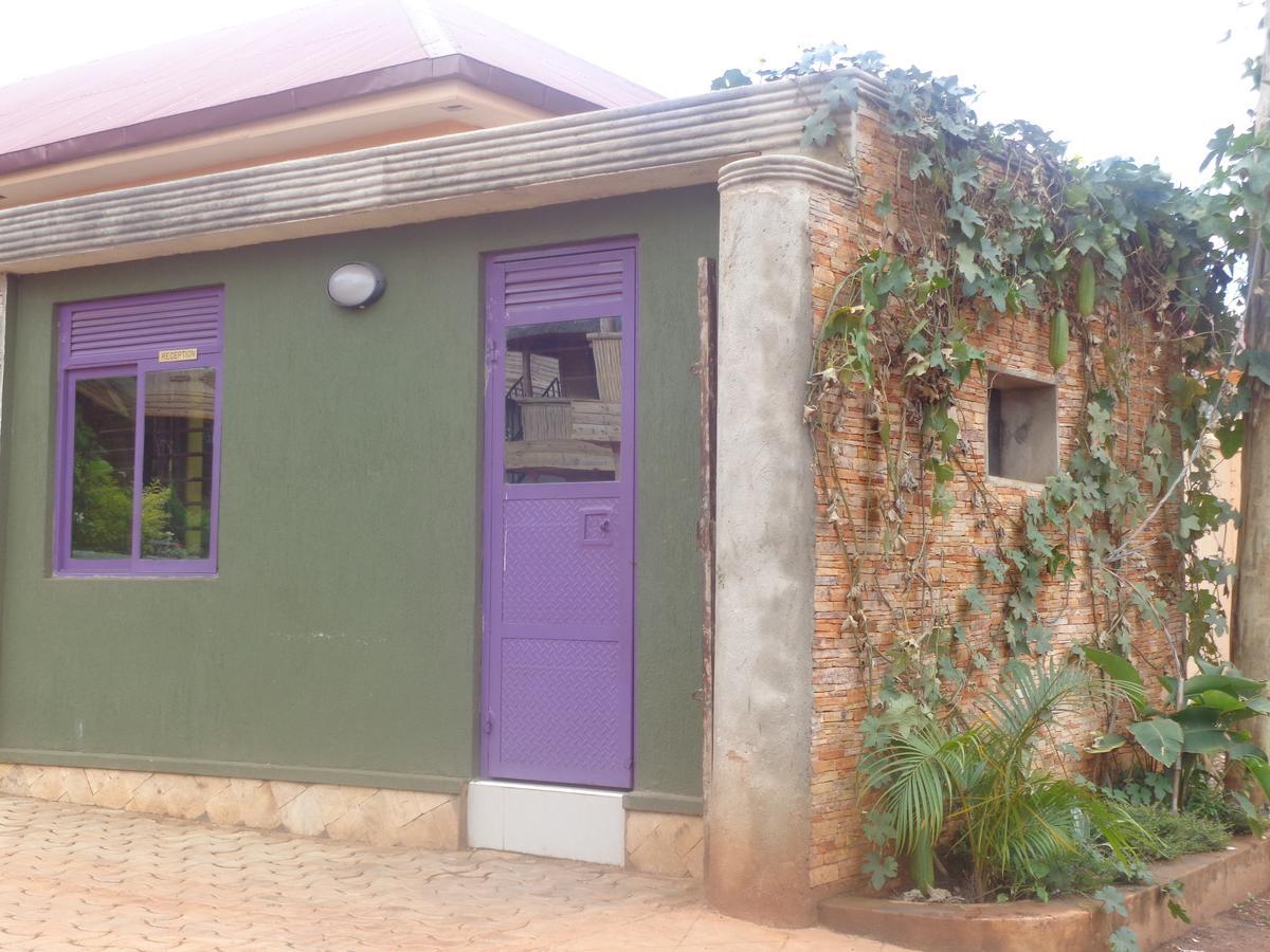 Unik Hotel Kireka Exterior photo